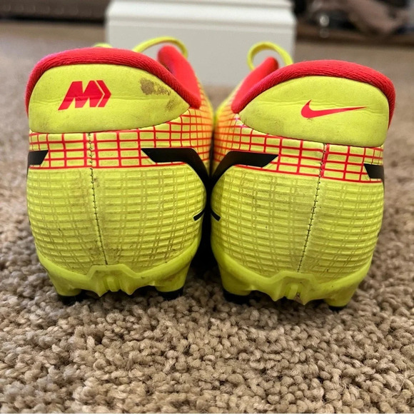 Nike Jr. Mercurial Vapor 14 Academy FG/MG, Size 3.5Y - Picture 5 of 9